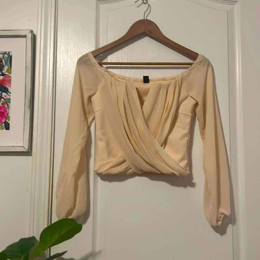 NWT - Windsor: Off the Shoulder Top in Natural - Small